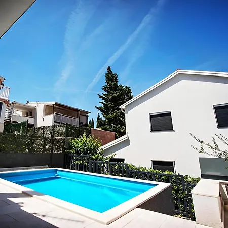 Villa Amazing Daze With Pool And Seaview Terrace *