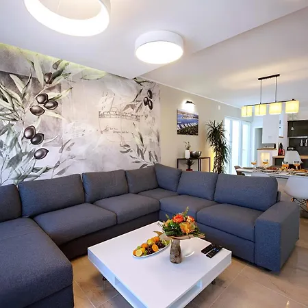 Amazing Daze With Pool And Seaview Terrace Villa *