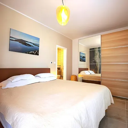 Amazing Daze With Pool And Seaview Terrace Villa *